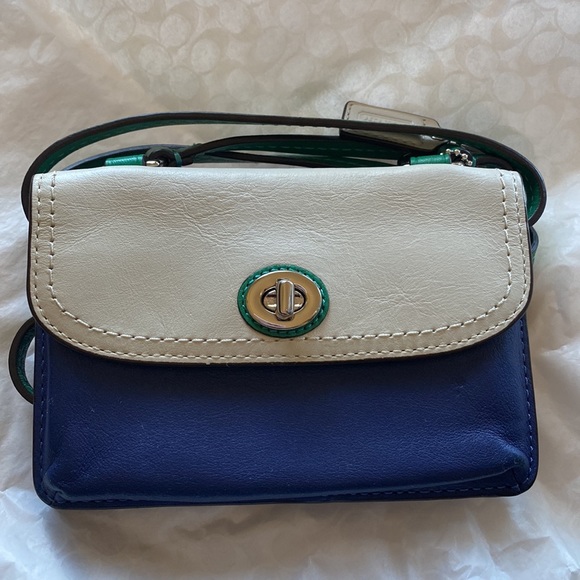 Coach Colorblock Dylan Crossbody bag - Picture 9 of 13